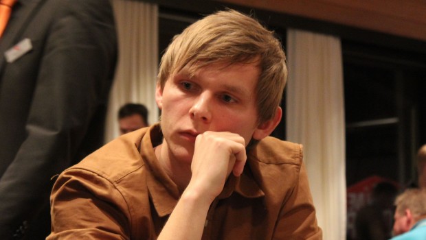 Betsafe Jyske Mesterskaber: Laurids Gert Nielsen chipleader inden finaledagen