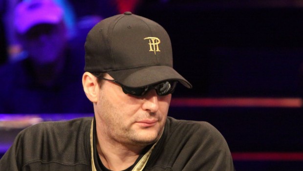 Hellmuth: “SO SO SO SICK of losing”