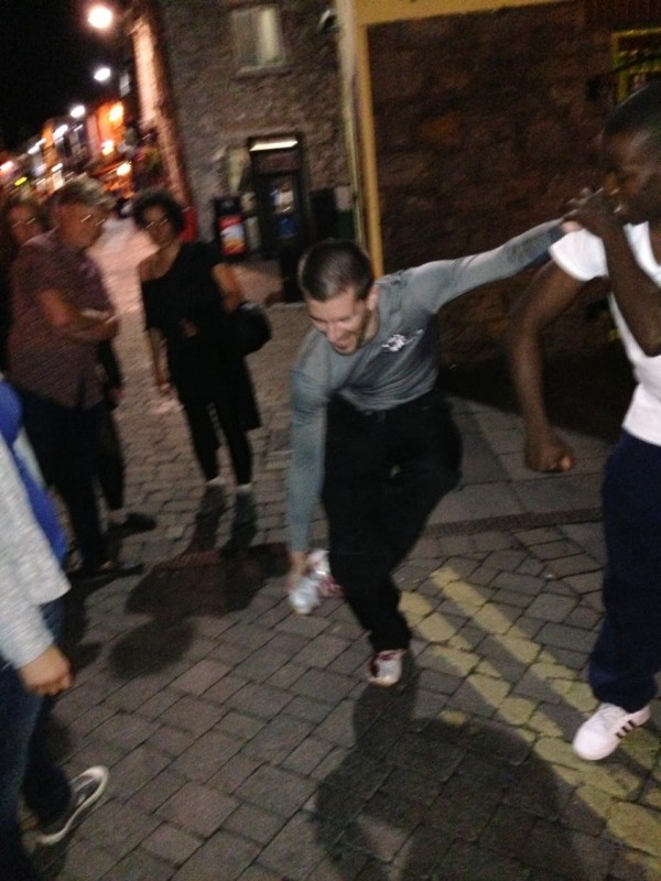 Gus_breakdancing