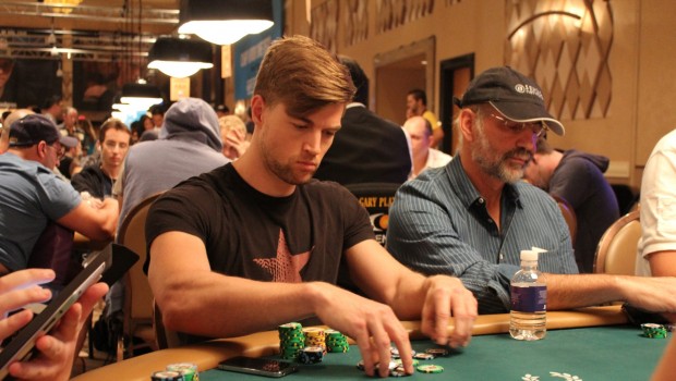 Sasuke og Odd_Oddsen tørner sammen i døgnets største highstakes pot