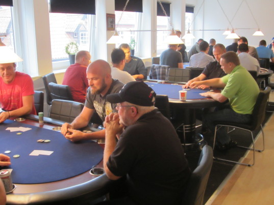 randers_card_room