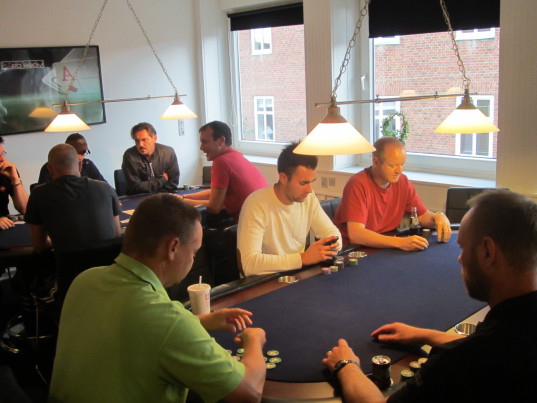 randers_card_room3